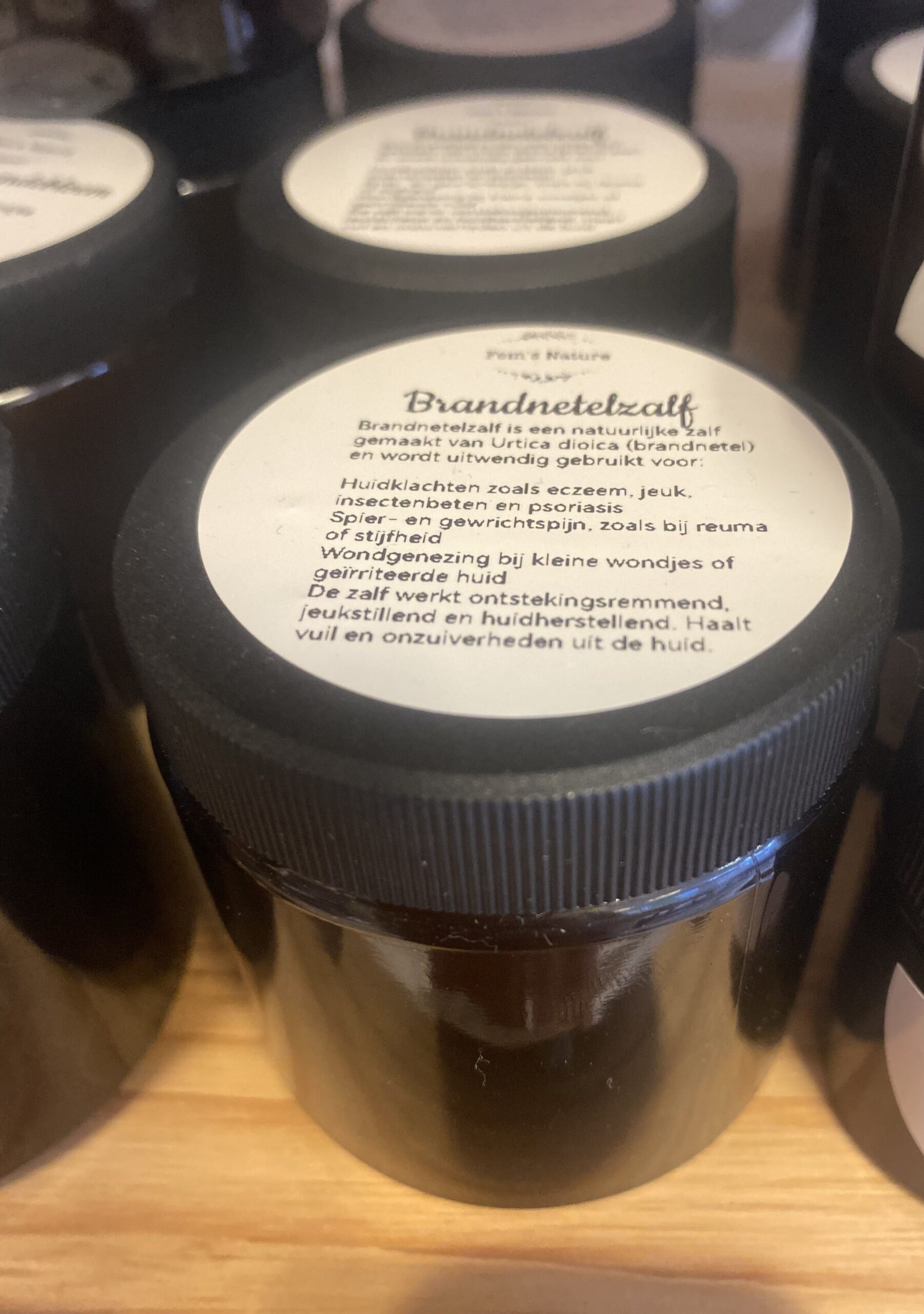 Brandnetelzalf groot