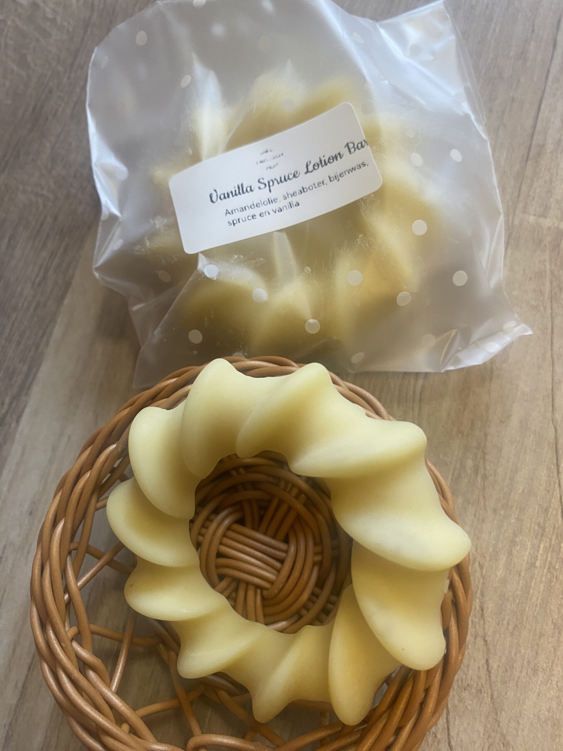 Lotion bar